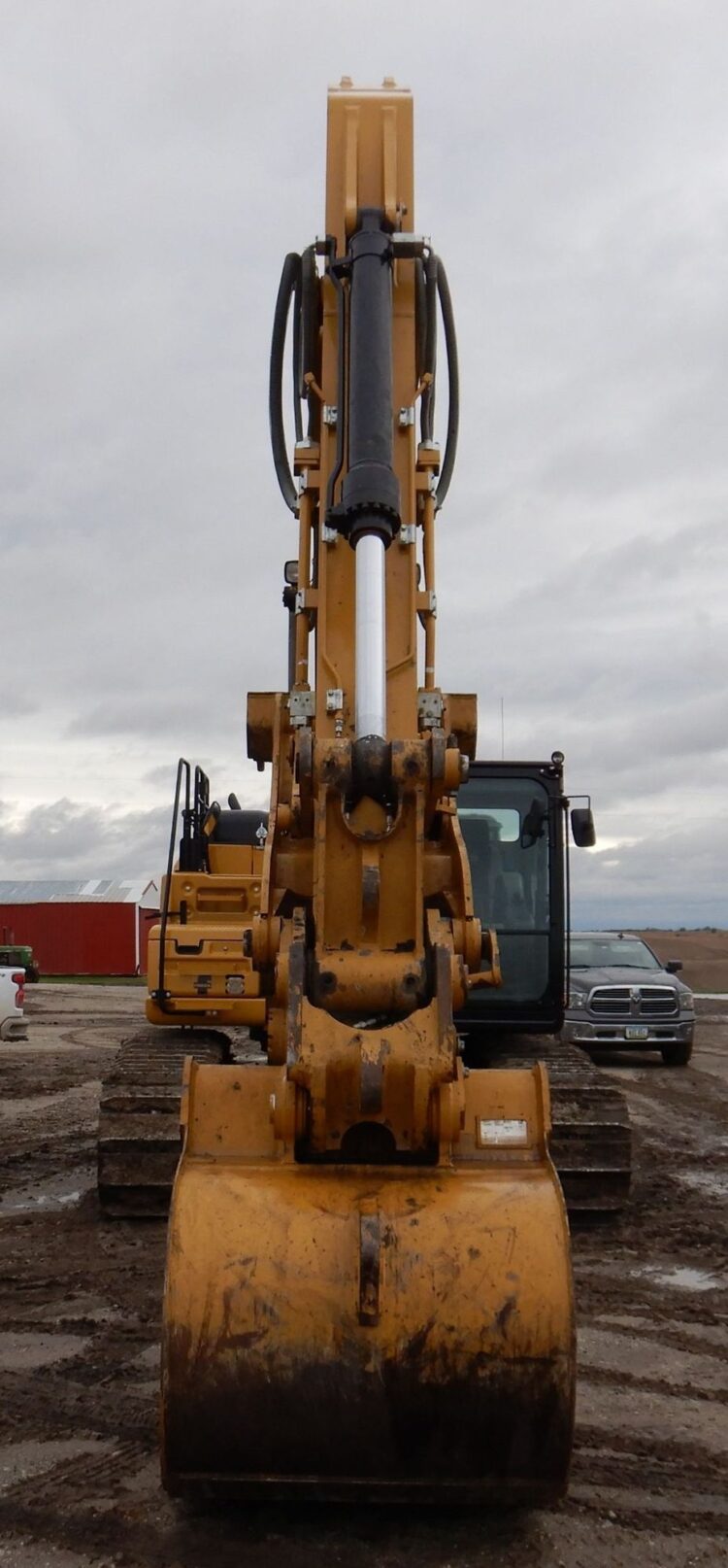 2018 Caterpillar 330FL - Image 3