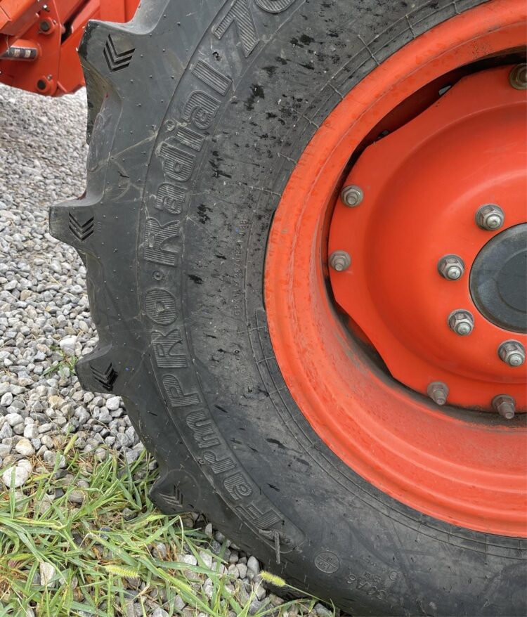 2012 Kubota M135X - Image 22