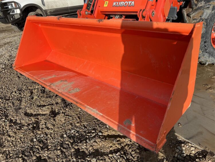 2018 Kubota M7-171 Premium - Image 26