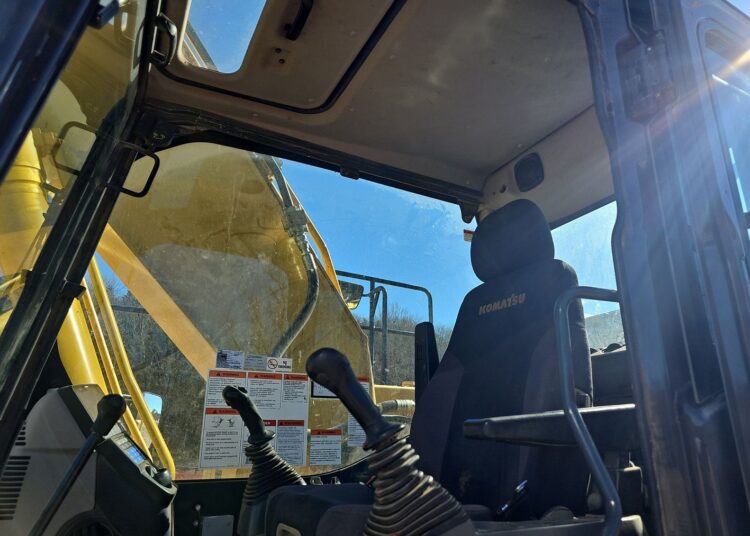 2019 Komatsu PC210LC-11 - Image 26