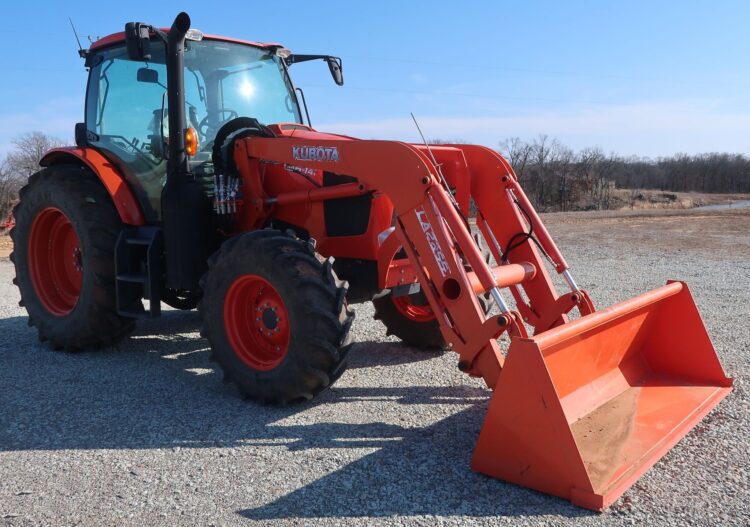 2017 Kubota M6-141 - Image 4