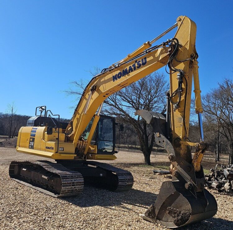 2019 Komatsu PC210LC-11 - Image 4