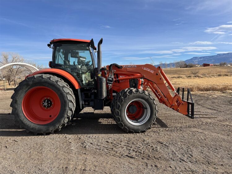 2016 Kubota M7-151 Premium - Image 5