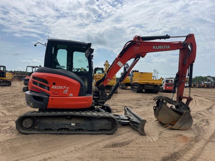 2018 Kubota KX057-4 - Image 5