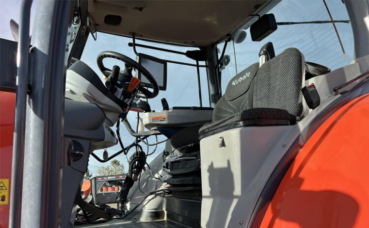 2016 Kubota M7-151 Premium - Image 44