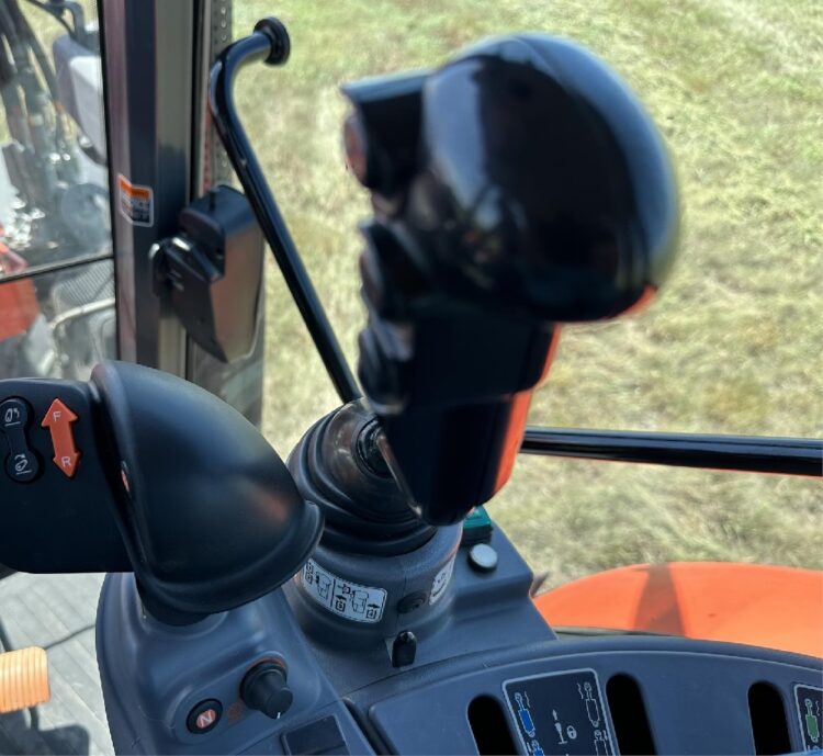 2019 Kubota M7-152 Deluxe - Image 44