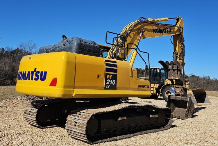 2019 Komatsu PC210LC-11 - Image 6