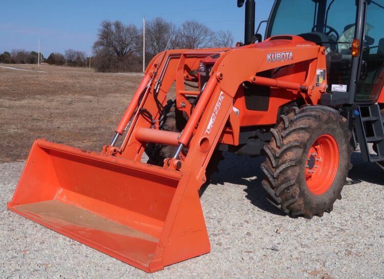 2017 Kubota M6-141 - Image 50