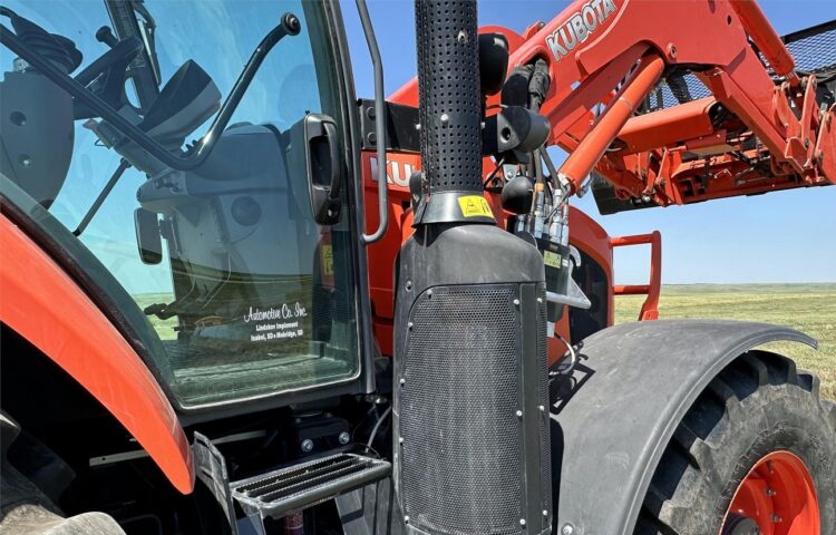 2019 Kubota M7-152 Deluxe - Image 51