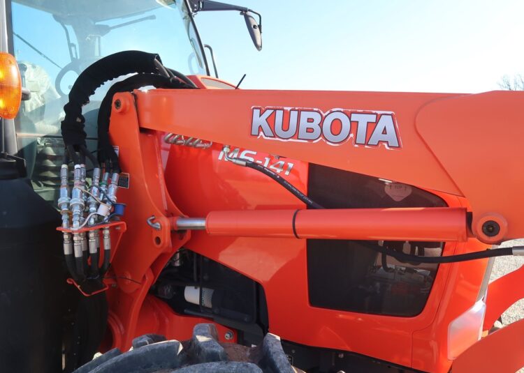 2017 Kubota M6-141 - Image 64