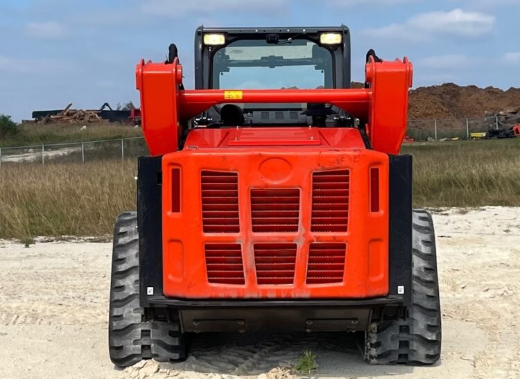 2023 Kubota SVL97-2 - Image 9