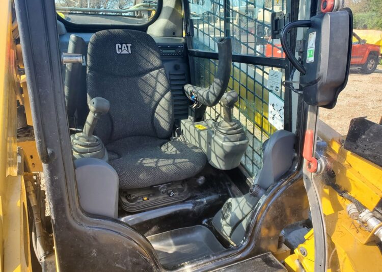 2014 Caterpillar 299D XHP - Image 9